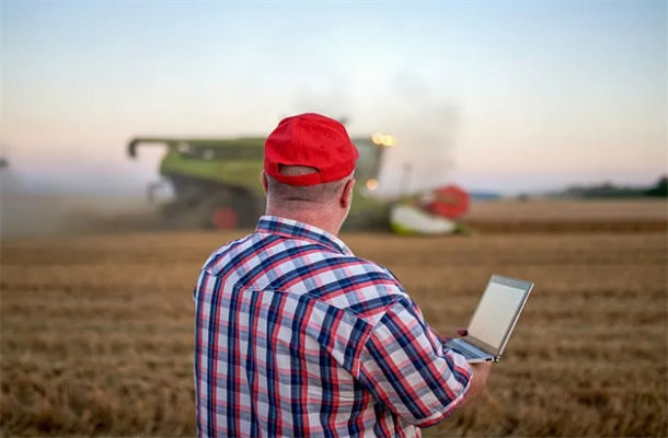 農機觸摸屏應用 農機觸摸屏應用